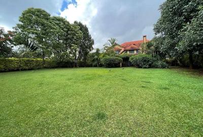 4 Bed House with En Suite in Runda - 2