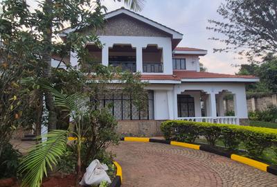 5 Bed Villa with En Suite in Runda - 3