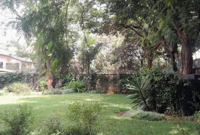 5 Bed Townhouse with En Suite in Nyari - 4