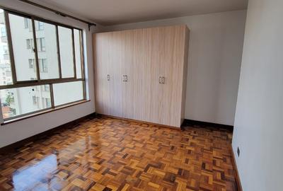 3 Bed Apartment with En Suite at Othaya Road - 3