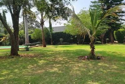 5 Bed House with En Suite in Runda - 3