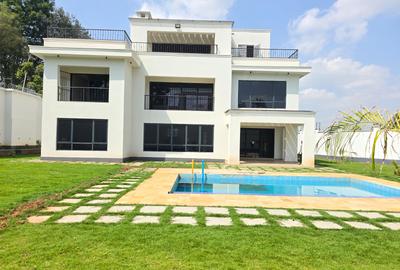 6 Bed House with En Suite in Loresho