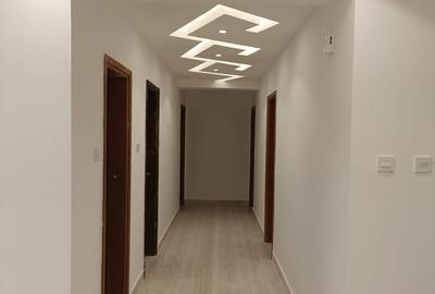 4 Bed Apartment with En Suite in Parklands - 4