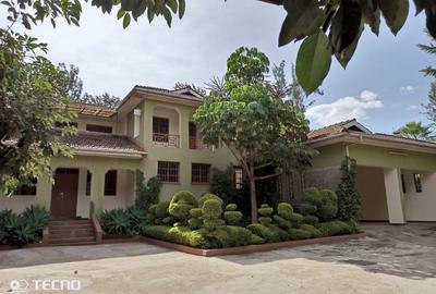 4 Bed Townhouse with En Suite at Off Mimosa Rd