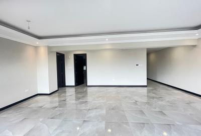 4 Bed Apartment with En Suite in Kileleshwa