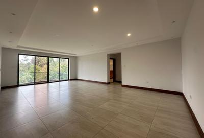 3 Bed Apartment with En Suite in Westlands Area - 2
