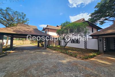 5 Bed House with En Suite in Gigiri
