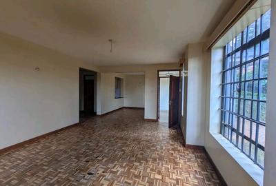 4 Bed House with En Suite in Kitisuru - 3