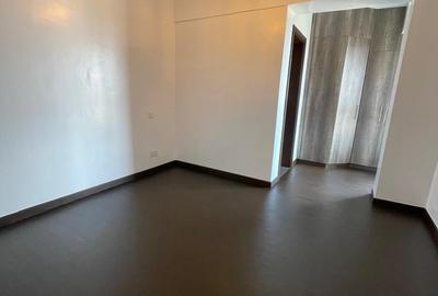 4 Bed Apartment with En Suite in Lavington - 4