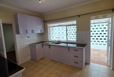 4 Bed House with En Suite at Gigiri - 4