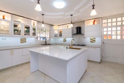 5 Bed House with En Suite in Kitengela - 4