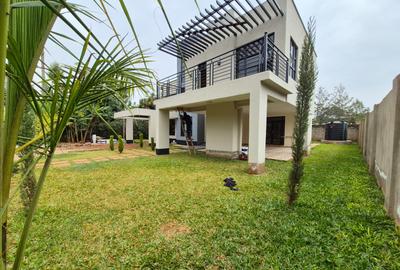 4 Bed House with En Suite in Thome