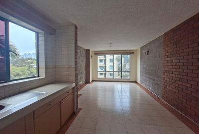 1 Bed Apartment with En Suite in Kilimani - 3