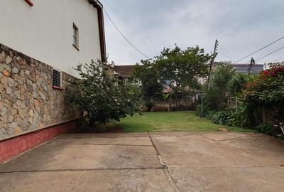 5 Bed House with En Suite at Second Parklands