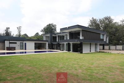 6 Bed Villa with En Suite at Nyari - 3