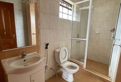 3 Bed Apartment in Parklands - 3
