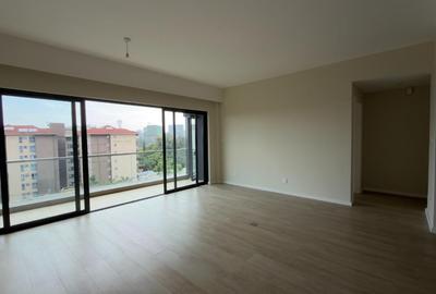 2 Bed Apartment with En Suite in Riverside - 2