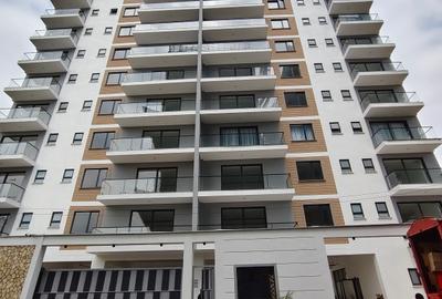 2 Bed Apartment with En Suite in Brookside - 2