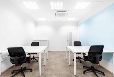 Furnished 15 m² Office with Service Charge Included at Crescent Road