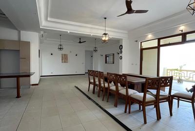 Serviced 4 Bed Apartment with En Suite in Nyali Area - 4