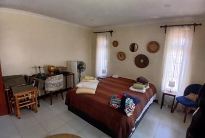 3 Bed House with En Suite in Nyari - 4