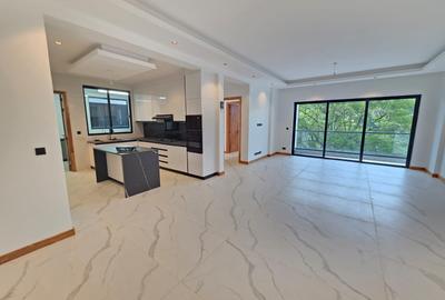 Serviced 2 Bed Apartment with En Suite in Spring Valley - 2