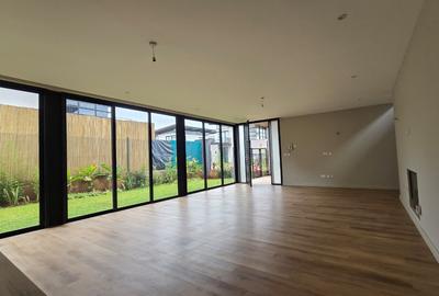 4 Bed House with En Suite in Kiambu Road - 4