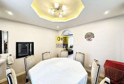 4 Bed Apartment in Riverside - 4