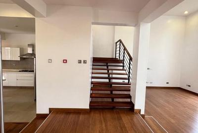 4 Bed Townhouse with En Suite in Lavington - 4