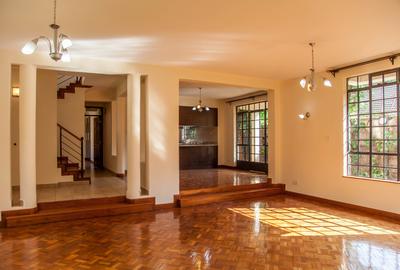 4 Bed Townhouse with En Suite at Chalbi Rd - 4