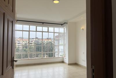 3 Bed Apartment with En Suite at 2026-438 - 3