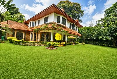 5 Bed House with En Suite in Rosslyn