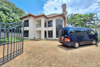 4 Bed Townhouse with En Suite at Kiambu Road - 3