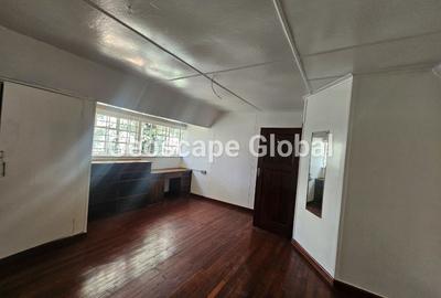 2 Bed House with En Suite in Rosslyn - 3