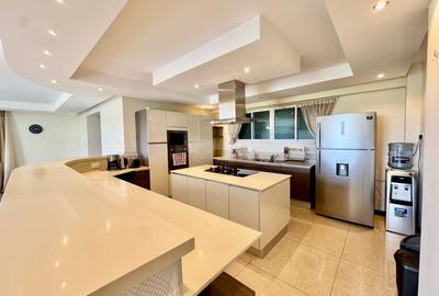 Furnished 3 Bed Apartment with En Suite at Riverside Drive - 3