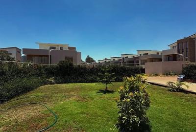 4 Bed Townhouse with En Suite in Runda - 3