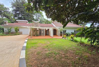 4 Bed House with En Suite in Gigiri - 4
