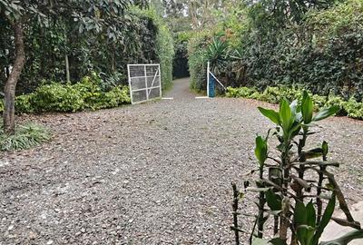 3 Bed House with En Suite at Galleria - 2
