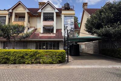 5 Bed Townhouse with En Suite in Kileleshwa