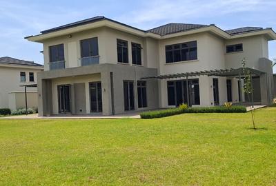 4 Bed Townhouse with En Suite in Karen - 2