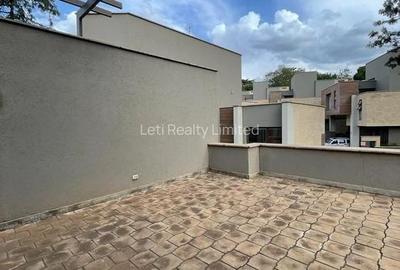 4 Bed Townhouse with En Suite in Lavington - 4