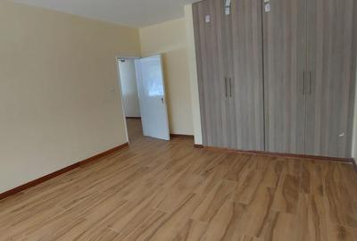 4 Bed House with Garden in Lavington - 3