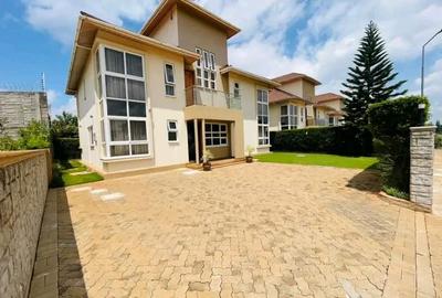 4 Bed Villa with En Suite at Runda Iguta - 2
