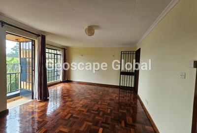 5 Bed House with En Suite in Runda - 3