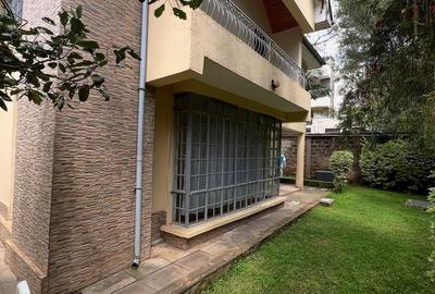 5 Bed Townhouse with En Suite at Lavington Green