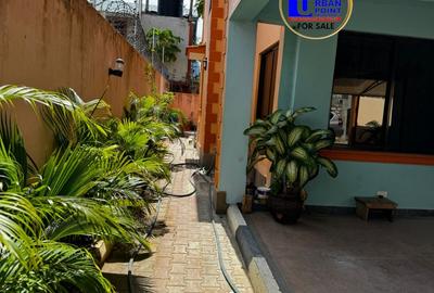 4 Bed Villa with En Suite in Bamburi - 4