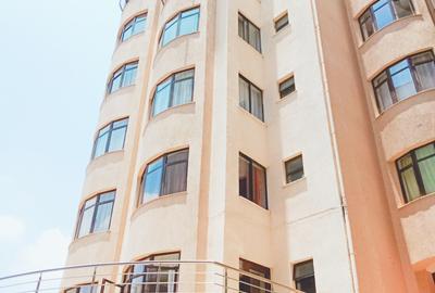 2 Bed Apartment with En Suite at Off Rhapta Road - 4