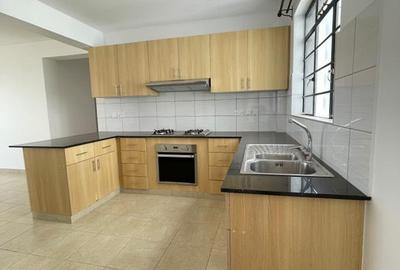 3 Bed Apartment in Tatu City - 4