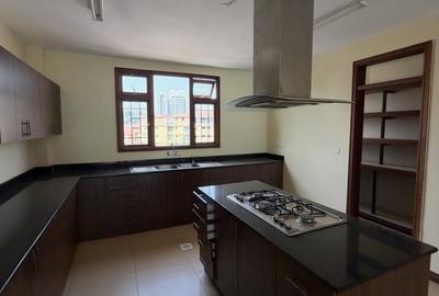 3 Bed Apartment with En Suite at Riverside Drive - 2