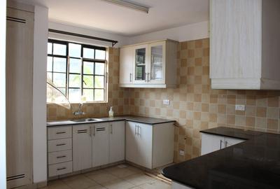 2 Bed Apartment with En Suite in Riverside - 3